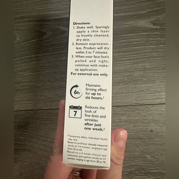 Peter Thomas Roth Instant Firm No-Filter Primer sheer and shade adjusting - Picture 5 of 5